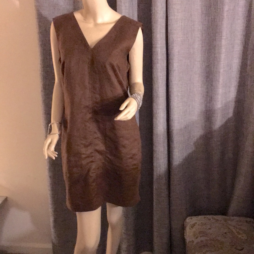 Women’s faux suede dress with front pockets